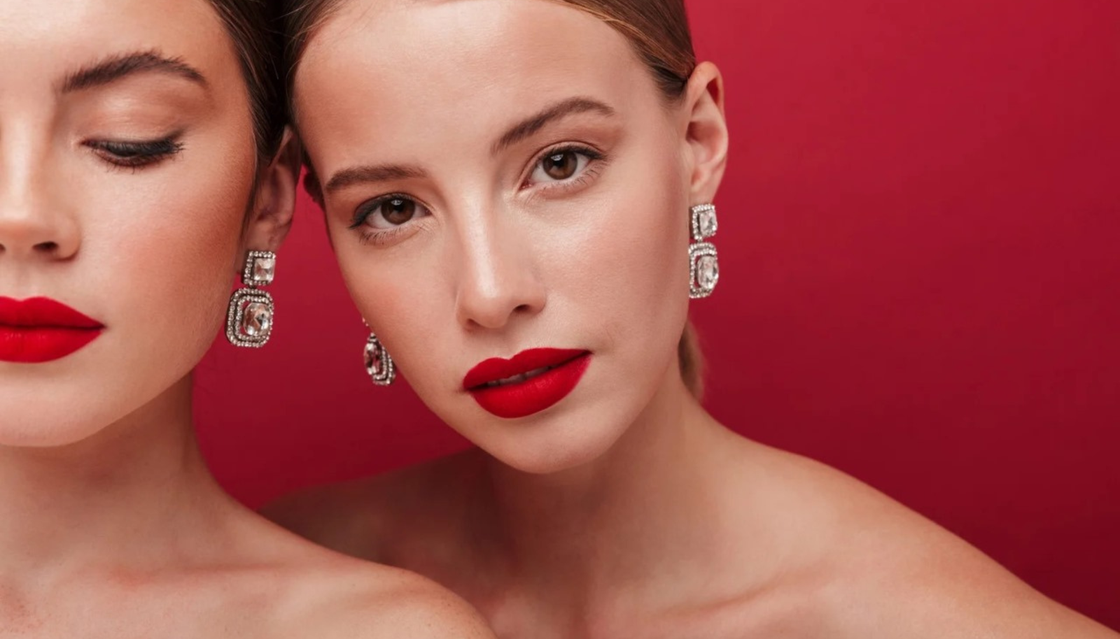 Long lasting lipsticks for women