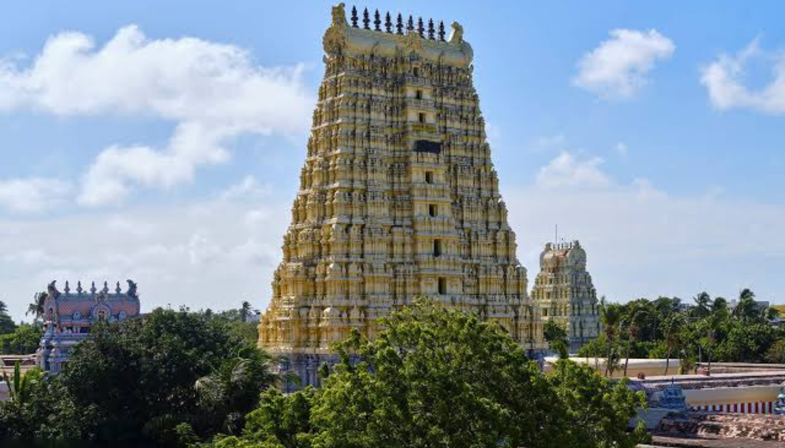 Shri Rameshwar Jyotirlingam temple 