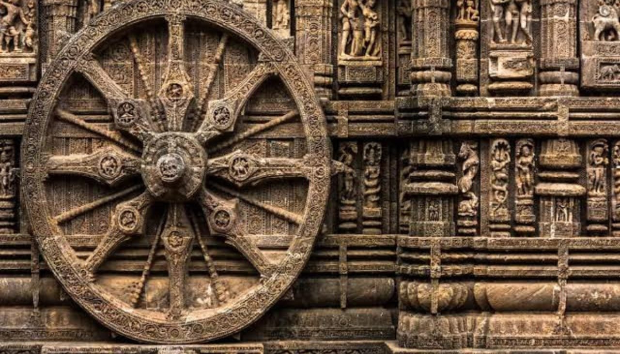 Konark-temple-Famous Heritage Sites In India