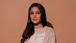 Feather cut for long hair